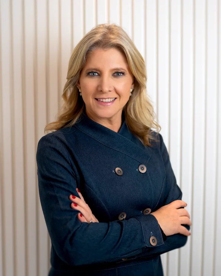 Profa. Dra. Daiane T. Meneguzzo